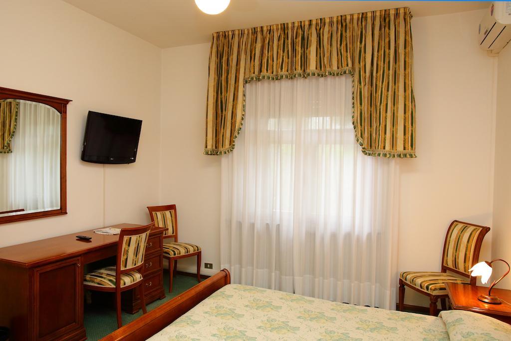 Locanda Al Castello Wellness Resort Cividale del Friuli Værelse billede