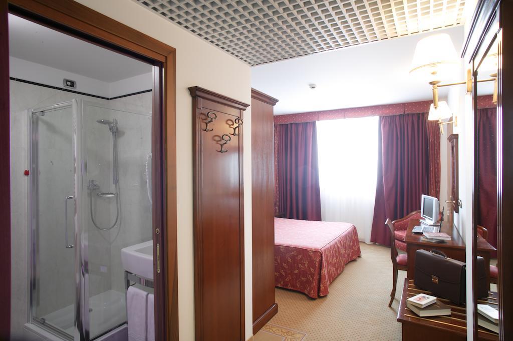 Locanda Al Castello Wellness Resort Cividale del Friuli Værelse billede